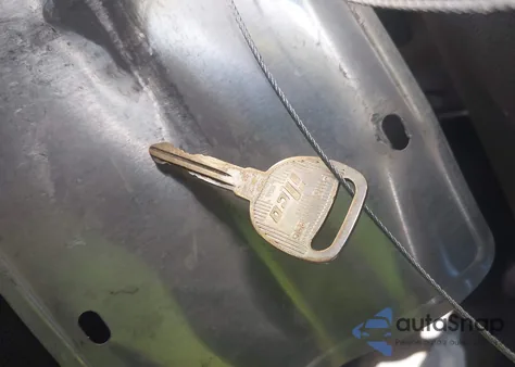 2005 Chevrolet Silverado 1500 Work Truck from USA, damaged, VIN 1GCEC14X45Z342399